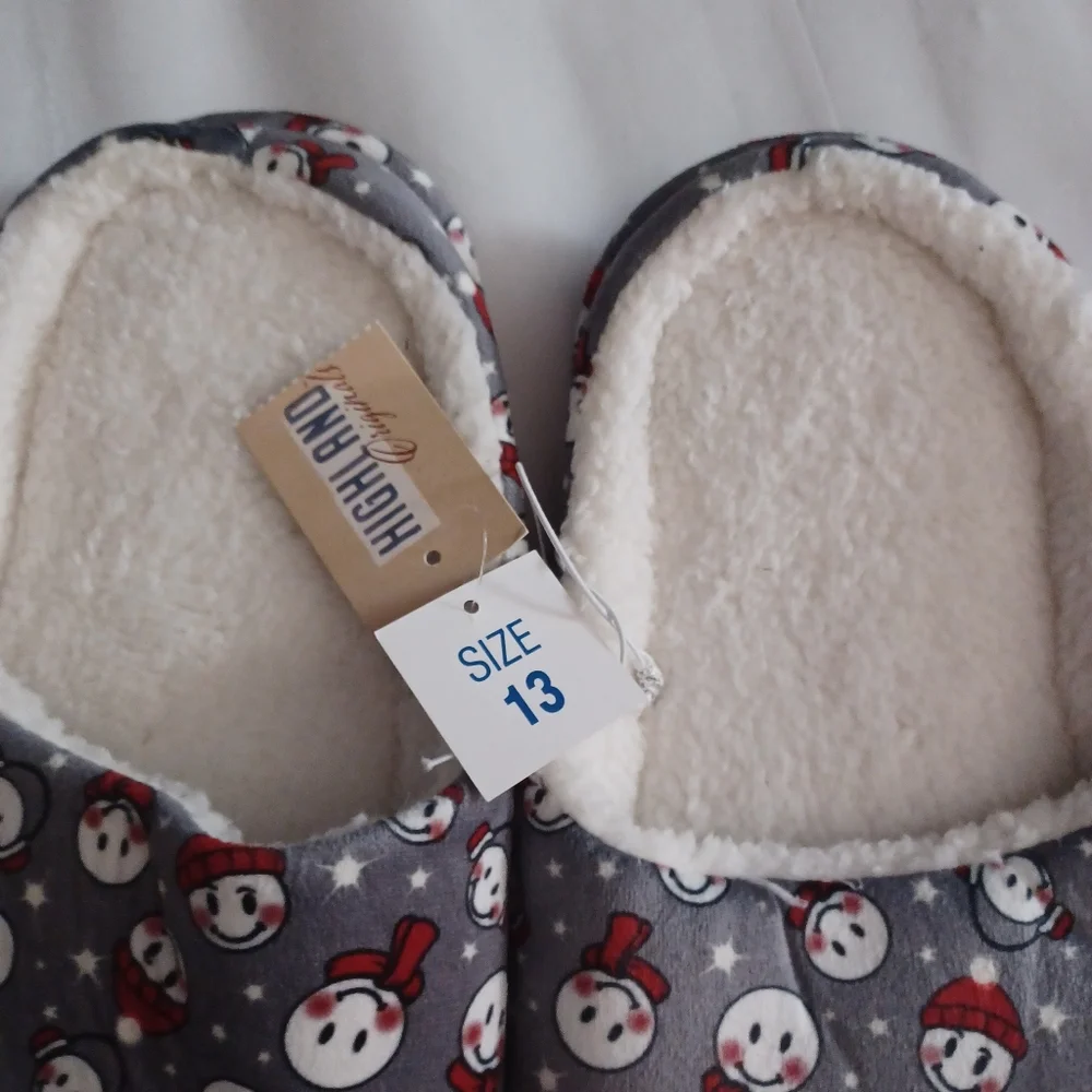 Snoman Holiday Slippers NEW House Shoes Mens 13 Gray -Fleece Xmas **NO BOX**